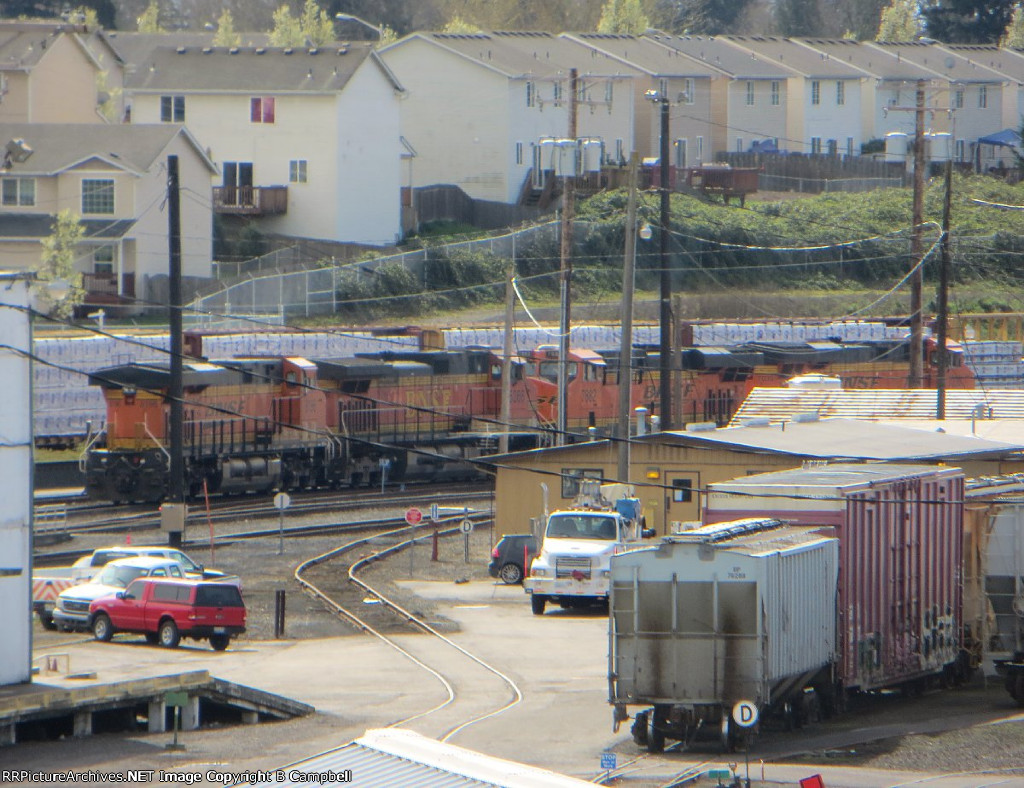 BNSF 8198 - BNSF 5366 - BNSF 7882 - BNSF 7836 